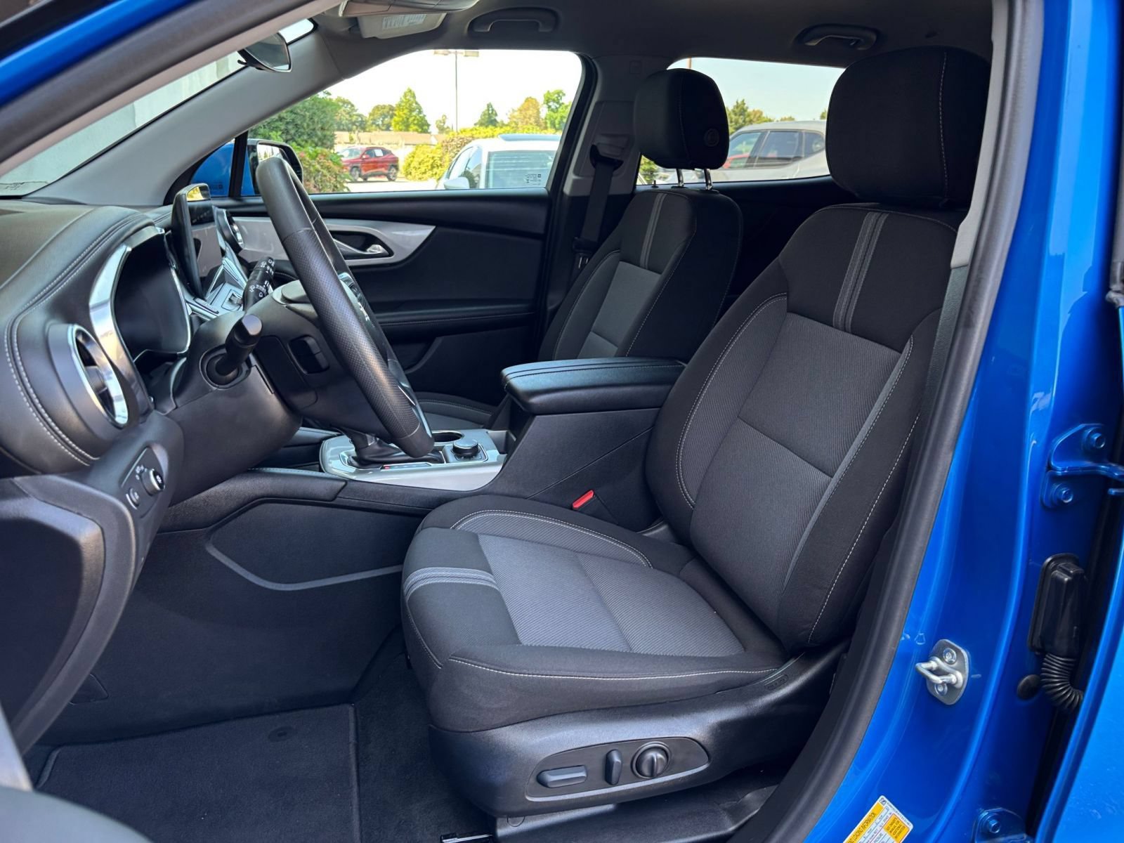 Used 2026 Chevrolet Blazer LT FWD image 36