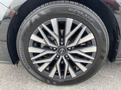 Used 2025 Nissan Altima 2.5 SV image 29