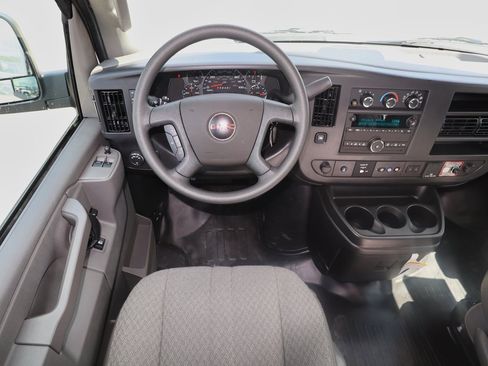 New 2025 GMC Savana 2500 Extended w/ Driver Convenience Package image 19