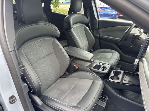Used 2025 Ford Mustang Mach-E GT AWD/4WD image 27