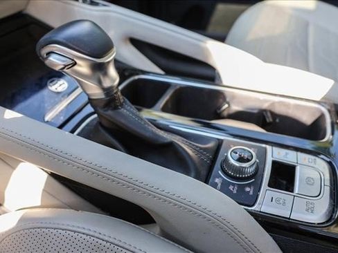 Used 2022 Kia Telluride SX w/ SX Prestige Package image 23