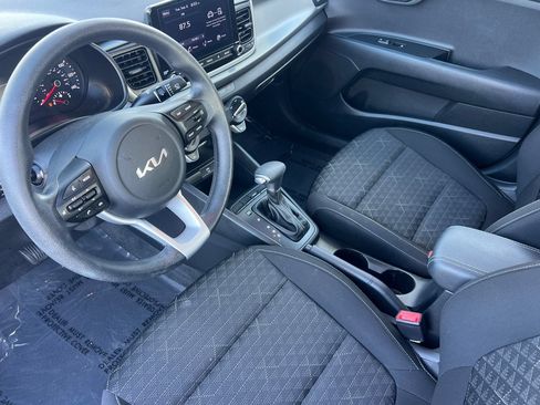Used 2022 Kia Rio S FWD image 10