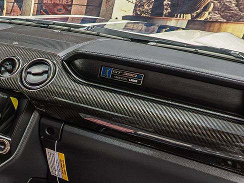 Used 2020 Ford Mustang Shelby GT350R w/ GT350R Equipment Group 920A image 29