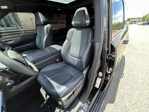 Certified 2026 INFINITI QX80 4WD image 15