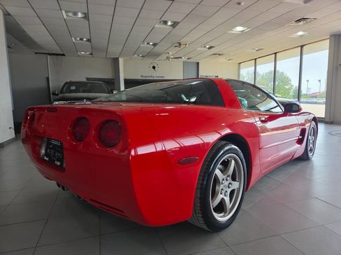 Used 2003 Chevrolet Corvette Coupe w/ Preferred Equipment Group RWD image 7