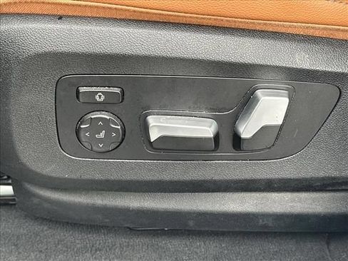 Used 2021 BMW X7 xDrive40i w/ Cold Weather Package AWD/4WD image 24