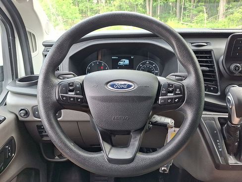 Used 2025 Ford Transit 250 Low Roof w/ Exterior Upgrade Package RWD image 16