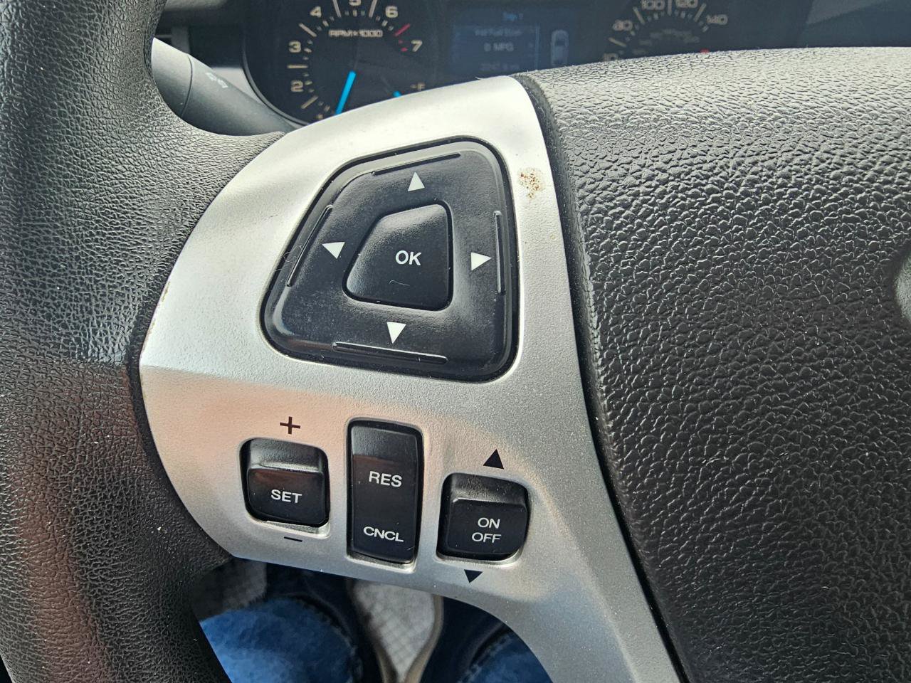 Used 2013 Ford Edge SE FWD image 34