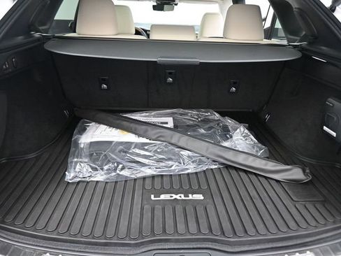 Used 2024 Lexus RX 350 w/ Convenience Package image 25