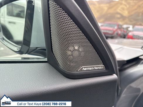 Used 2025 BMW 230i xDrive Coupe w/ Premium Package image 26