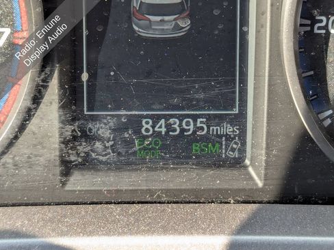 Used 2018 Toyota RAV4 XLE AWD/4WD image 6