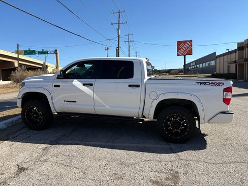Used 2018 Toyota Tundra SR5 w/ TRD Sport Package image 13