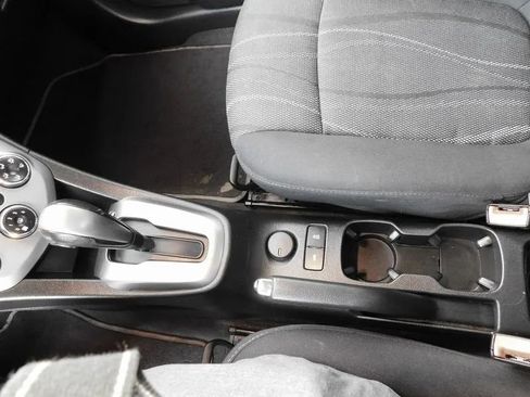 Used 2015 Chevrolet Sonic LT image 31
