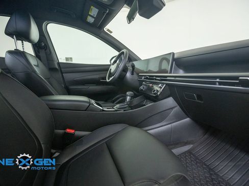 Used 2025 Hyundai Santa Cruz SEL AWD/4WD image 40