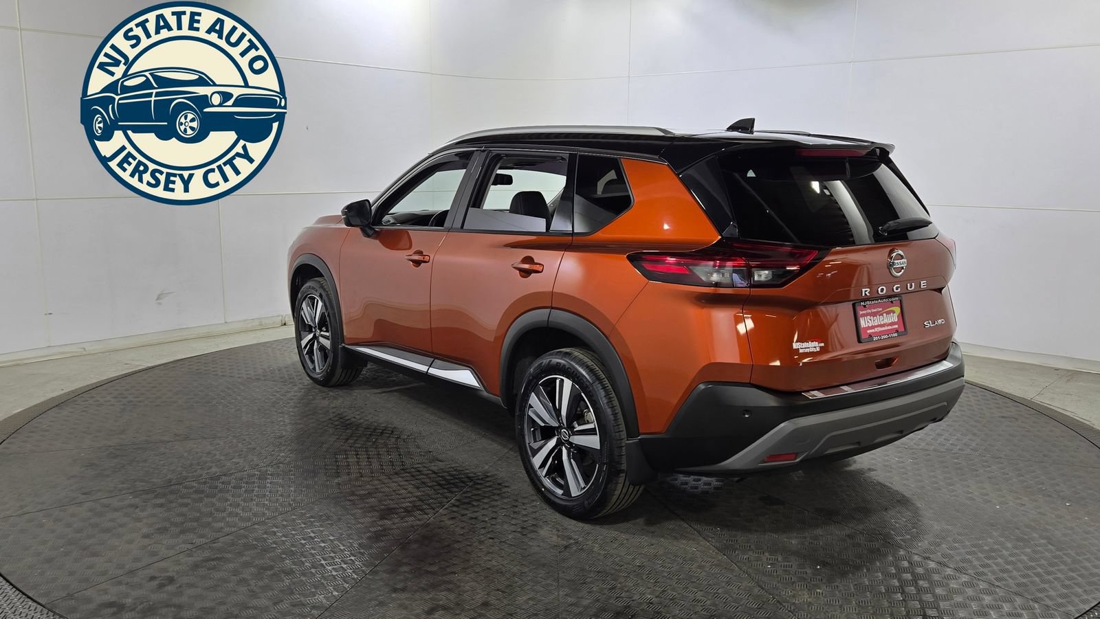 Used 2021 Nissan Rogue SL w/ Premium Package AWD/4WD image 5