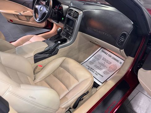 Used 2007 Chevrolet Corvette Convertible w/ Preferred Equipment Group image 20