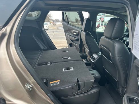 Used 2018 GMC Terrain SLT w/ Preferred Package image 34