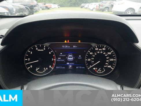 Used 2024 Nissan Altima 2.5 SV FWD image 12