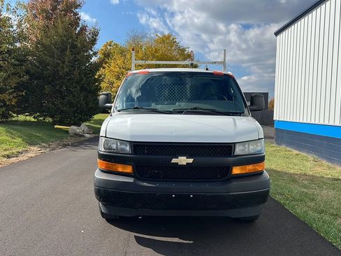 Used 2022 Chevrolet Express 2500 w/ Driver Convenience Package image 2