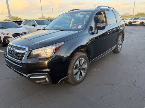 Used 2018 Subaru Forester 2.5i Limited AWD/4WD image 3