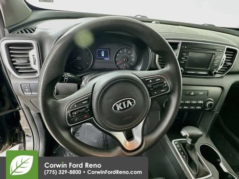 Used 2018 Kia Sportage LX AWD/4WD image 14