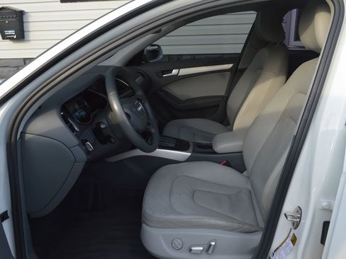 Used 2013 Audi A4 2.0T Premium image 10