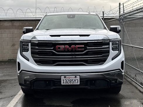 Used 2024 GMC Sierra 1500 SLT image 5