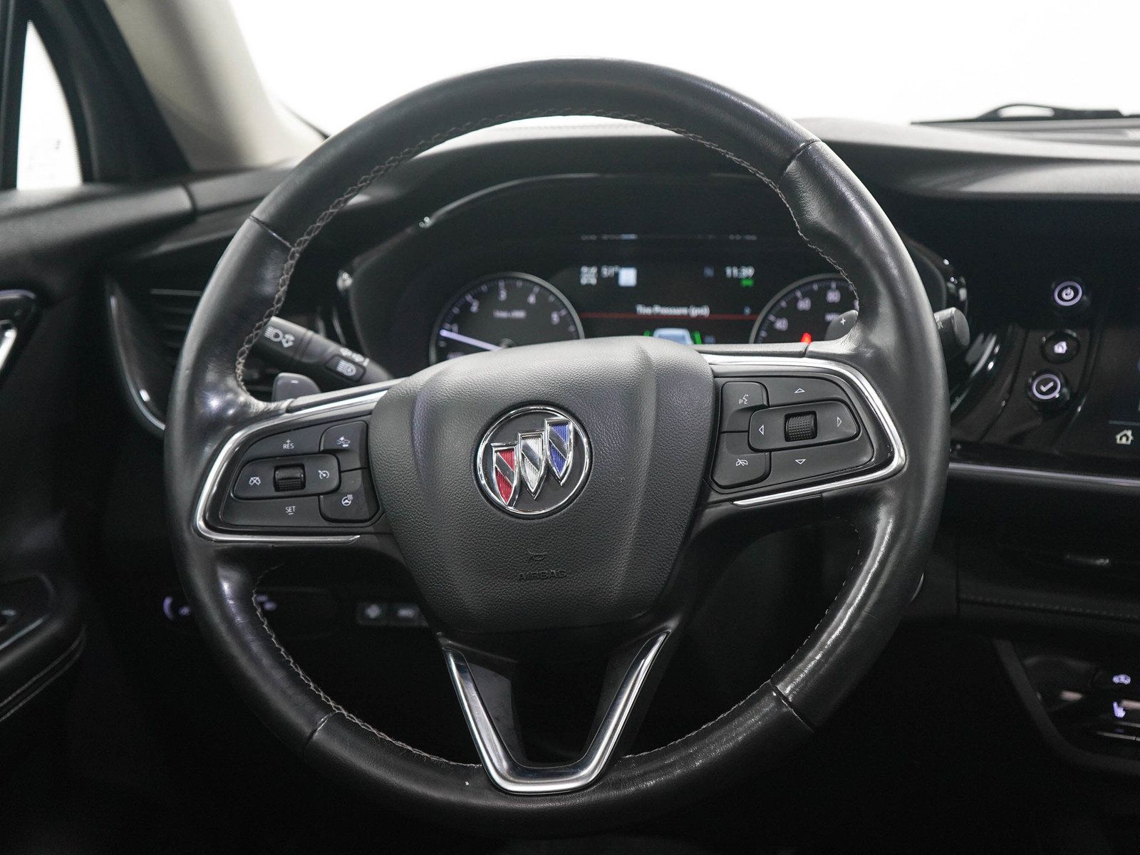 Used 2021 Buick Envision Essence w/ Technology Package I AWD/4WD image 17