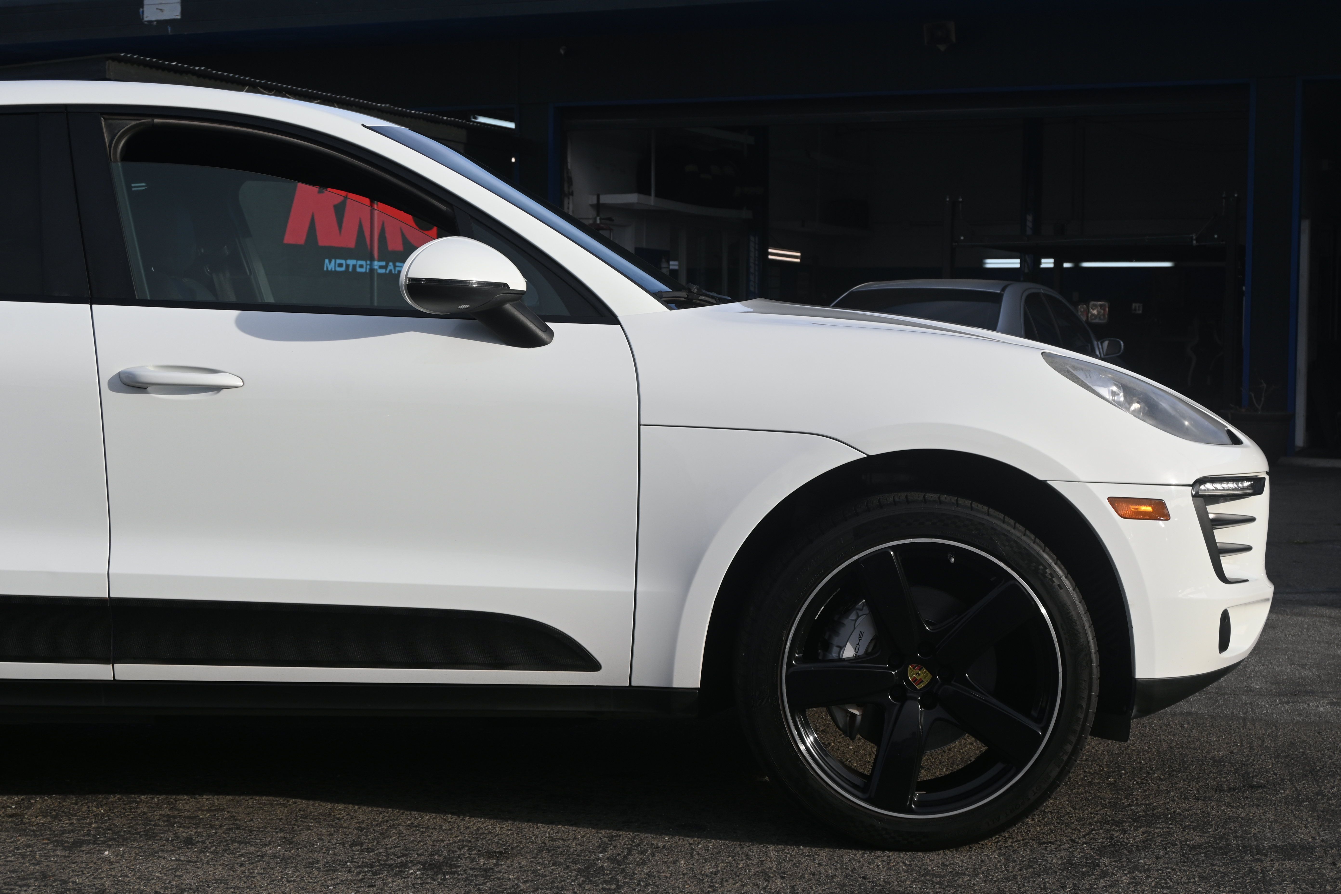 Used 2016 Porsche Macan S AWD/4WD image 15