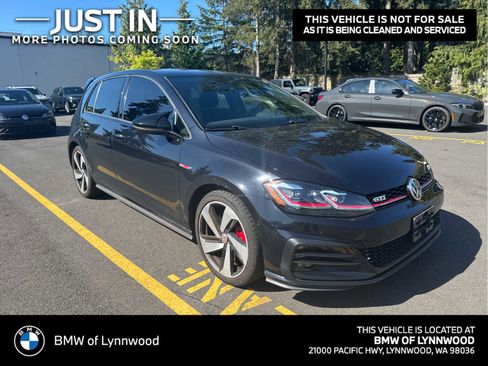 Used 2018 Volkswagen GTI Autobahn FWD image 1