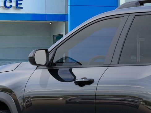 New 2026 Chevrolet Equinox LT image 12