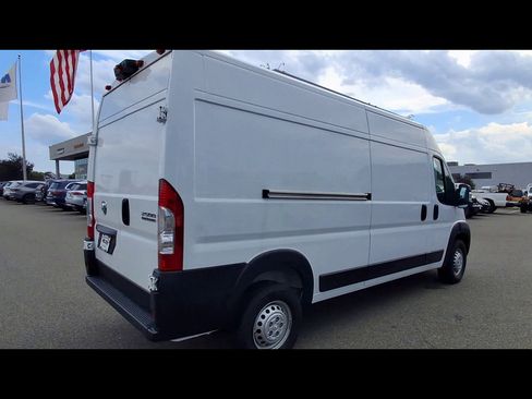 Used 2026 RAM ProMaster 2500 w/ Convenience Group FWD image 8