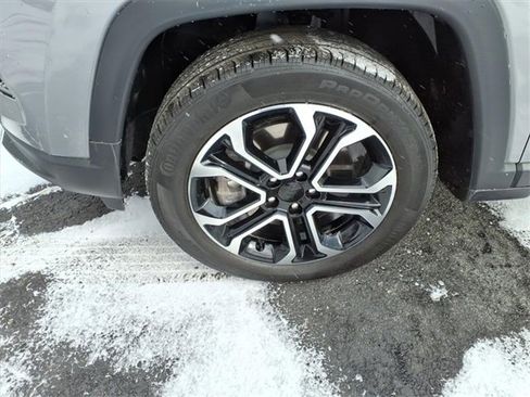 Used 2023 Jeep Compass Limited image 8