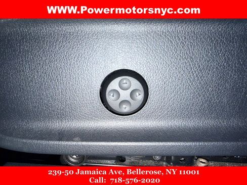 Used 2021 Mercedes-Benz GLA 250 4MATIC w/ Premium Package image 40