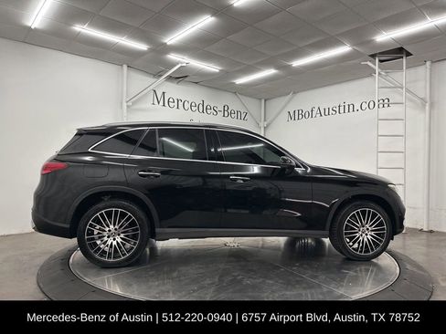 Certified 2026 Mercedes-Benz GLC 300 image 9