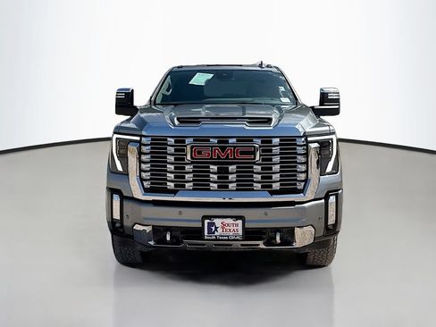 Used 2025 GMC Sierra 2500 Denali w/ Denali Reserve Package AWD/4WD image 2