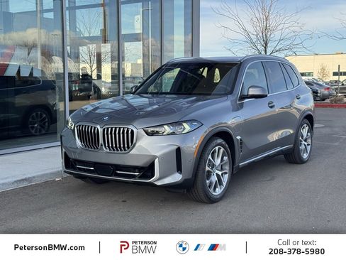 New 2026 BMW X5 xDrive50e image 1
