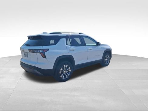 Used 2025 Chevrolet Equinox LT w/ Convenience Package II image 7