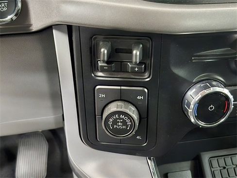New 2024 Ford F150 XLT w/ Equipment Group 303A High image 17