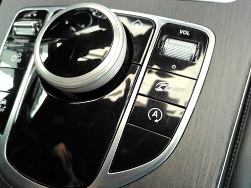 Used 2021 Mercedes-Benz C 63 AMG Coupe image 44