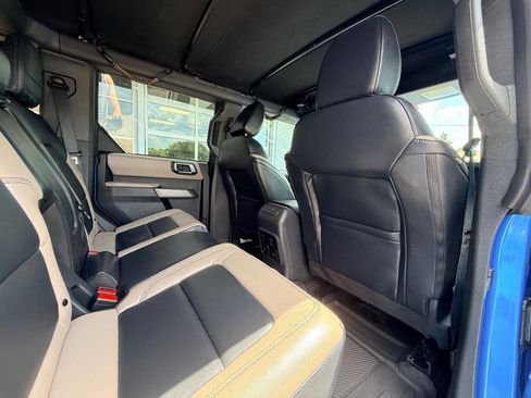 Used 2022 Ford Bronco Wildtrak AWD/4WD image 39