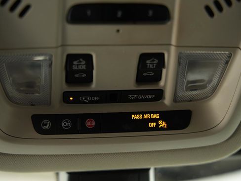 Used 2022 GMC Acadia Denali w/ Denali Ultimate Package image 51