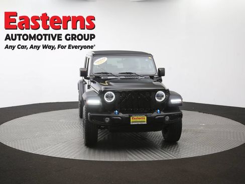 Used 2023 Jeep Wrangler Unlimited w/ Sun & Screen Package AWD/4WD image 52
