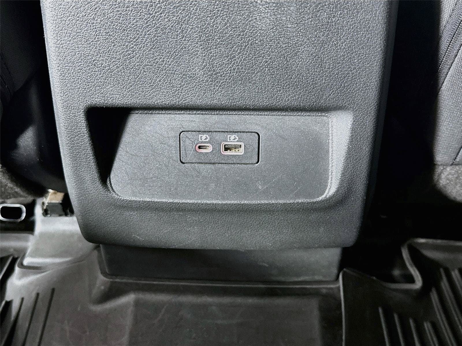 Used 2024 Nissan Frontier SV w/ Technology Package RWD image 24