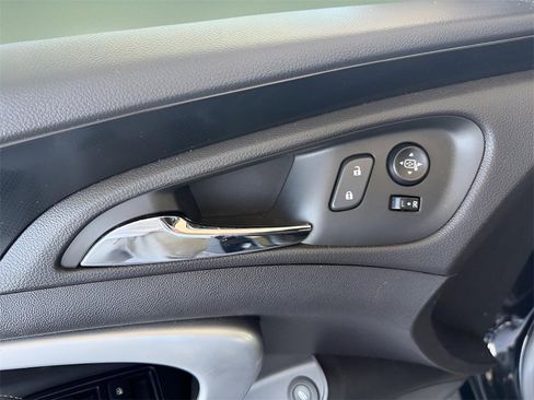 Used 2015 Buick Regal GS w/ Driver Confidence Package #2 image 11