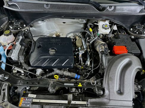 Used 2025 Buick Encore GX Preferred FWD image 32