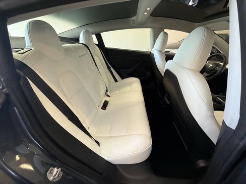 Used 2023 Tesla Model 3 Standard Range RWD image 22
