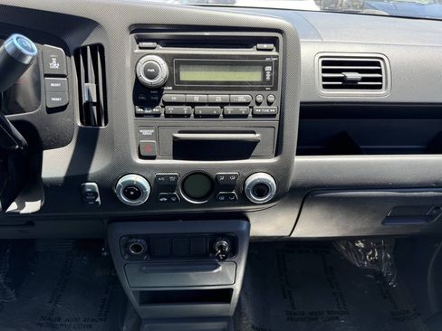 Used 2008 Honda Ridgeline RTX image 16