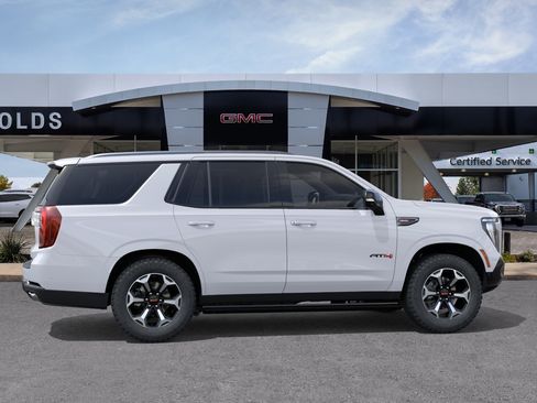 New 2026 GMC Yukon AT4 w/ AT4 Premium Package AWD/4WD image 5