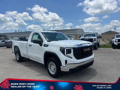 New 2026 GMC Sierra 1500 Pro w/ Pro Value Package